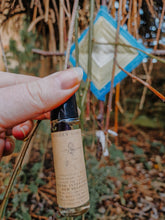 Load image into Gallery viewer, Maiden Oil